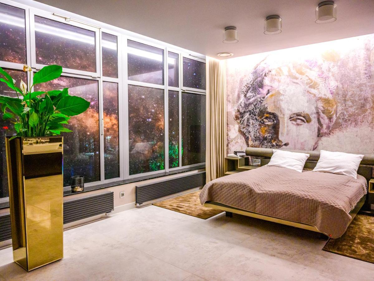 Pietryna Apartments Luxury - Sauna , Jacuzzi , Bezposrednio Przy Ul Piotrkowskiej Łódź Exterior foto