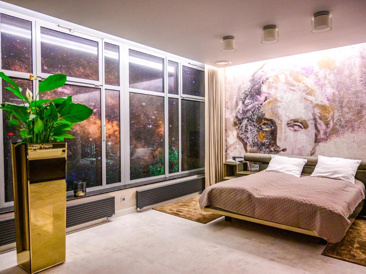 Pietryna Apartments Luxury - Sauna , Jacuzzi , Bezposrednio Przy Ul Piotrkowskiej Łódź Exterior foto