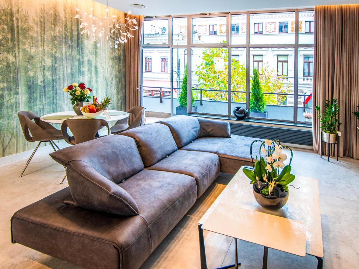 Pietryna Apartments Luxury - Sauna , Jacuzzi , Bezposrednio Przy Ul Piotrkowskiej Łódź Exterior foto
