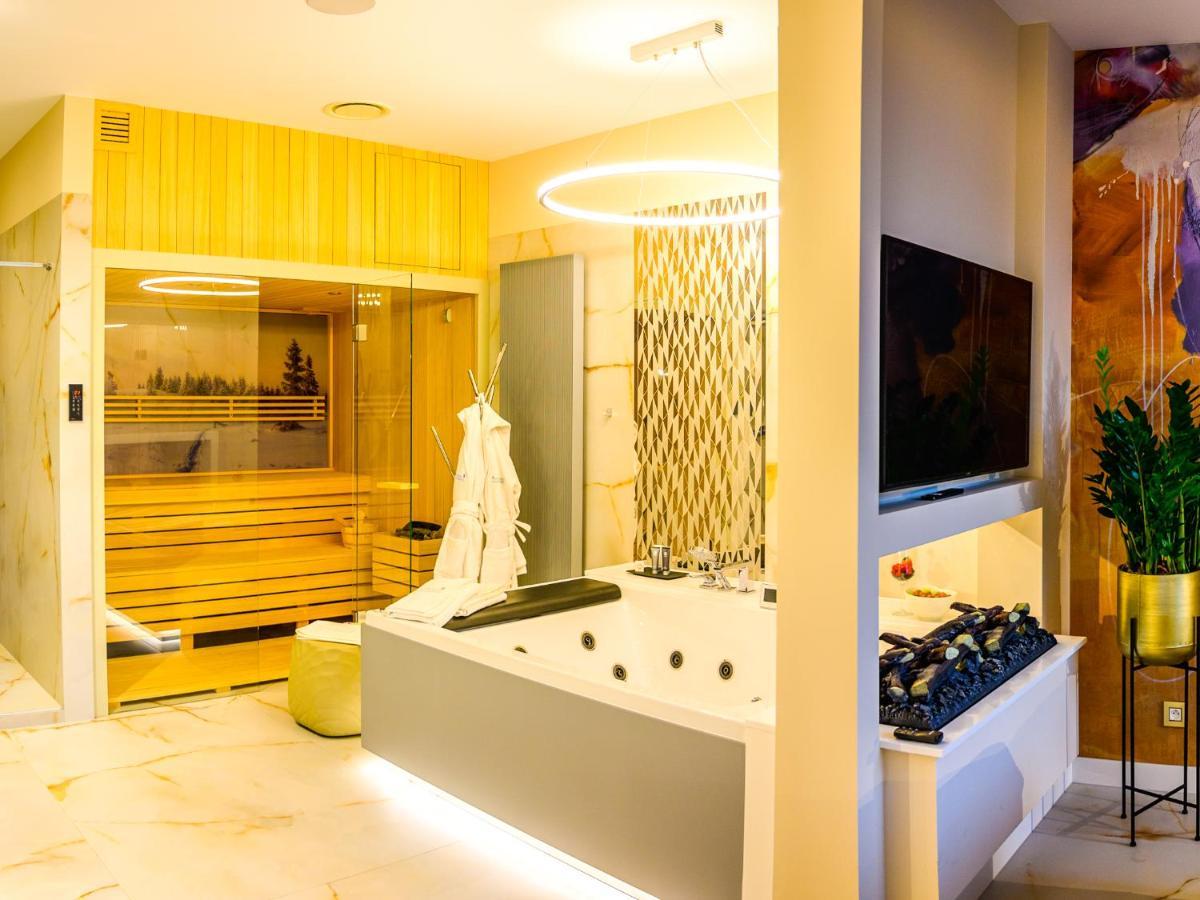 Pietryna Apartments Luxury - Sauna , Jacuzzi , Bezposrednio Przy Ul Piotrkowskiej Łódź Exterior foto